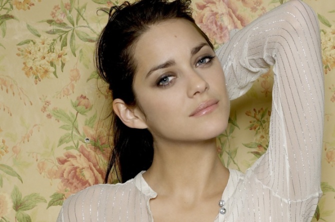 c:\users\carmen\desktop\revista de cultura si civilizatie francofona\marion-cotillard (1).jpg