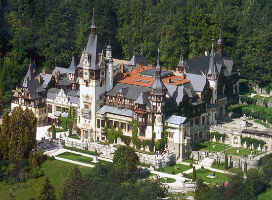 http://www.romanianmonasteries.org/rom/images/castelul-peles-sinaia4.jpg