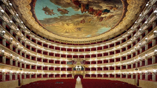 c:\users\daniela\desktop\hoteluri lucrate\catalog\napoli - sorrento\teatro-din-san-carlo-napoli.jpg