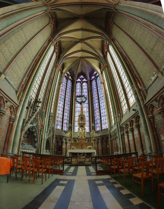 http://upload.wikimedia.org/wikipedia/commons/6/6b/amiens_cathedral_apse_chapel_wikimedia_commons.jpg