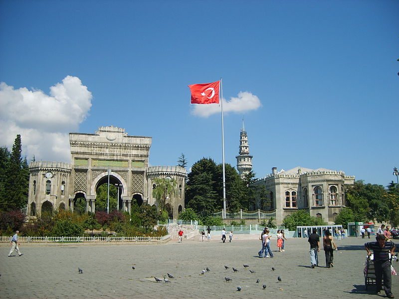 beyazıt meydanı.jpg