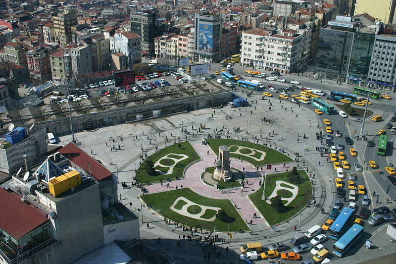 taksim meydanı.jpg