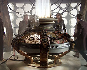 http://www.thedoctorwhosite.co.uk/wp-images/tardis/console-rooms/war-doctors.jpg