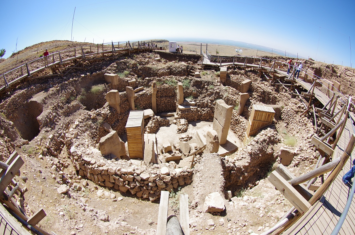 d:\engin\desktop\göbeklitepe\gobekli-tepede-koruma-catisinin-alt-yapi-calismalari-tamamlandi.jpg