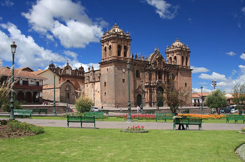 el capitan:users:admin:documents:cuzco-cathedral1.jpg