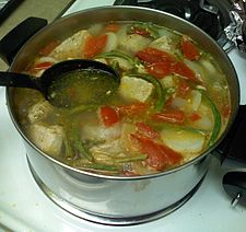 http://upload.wikimedia.org/wikipedia/commons/thumb/b/bd/sinigang_na_baboy_%28cropped%29.jpg/225px-sinigang_na_baboy_%28cropped%29.jpg