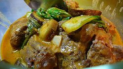 http://upload.wikimedia.org/wikipedia/commons/thumb/5/5a/kare-kare.jpg/250px-kare-kare.jpg