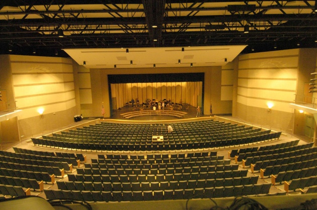 http://www.sezconstruction.com/images/schools/blackfoot_hs_auditorium/balckfoot_hs_auditorium_a.jpg