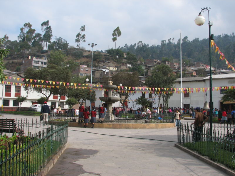 file:andahuaylas central plaza.jpg