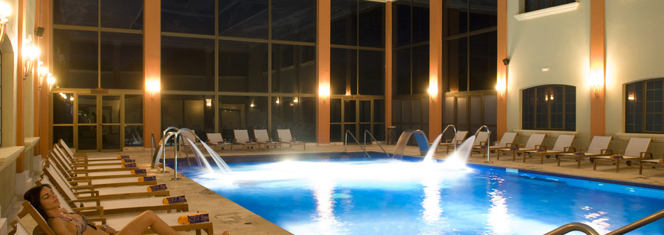 http://hotels.iberostar.com/public/system/hotel_images/52243/hotel_carrousel/mar-4-spa.jpg?1429496397